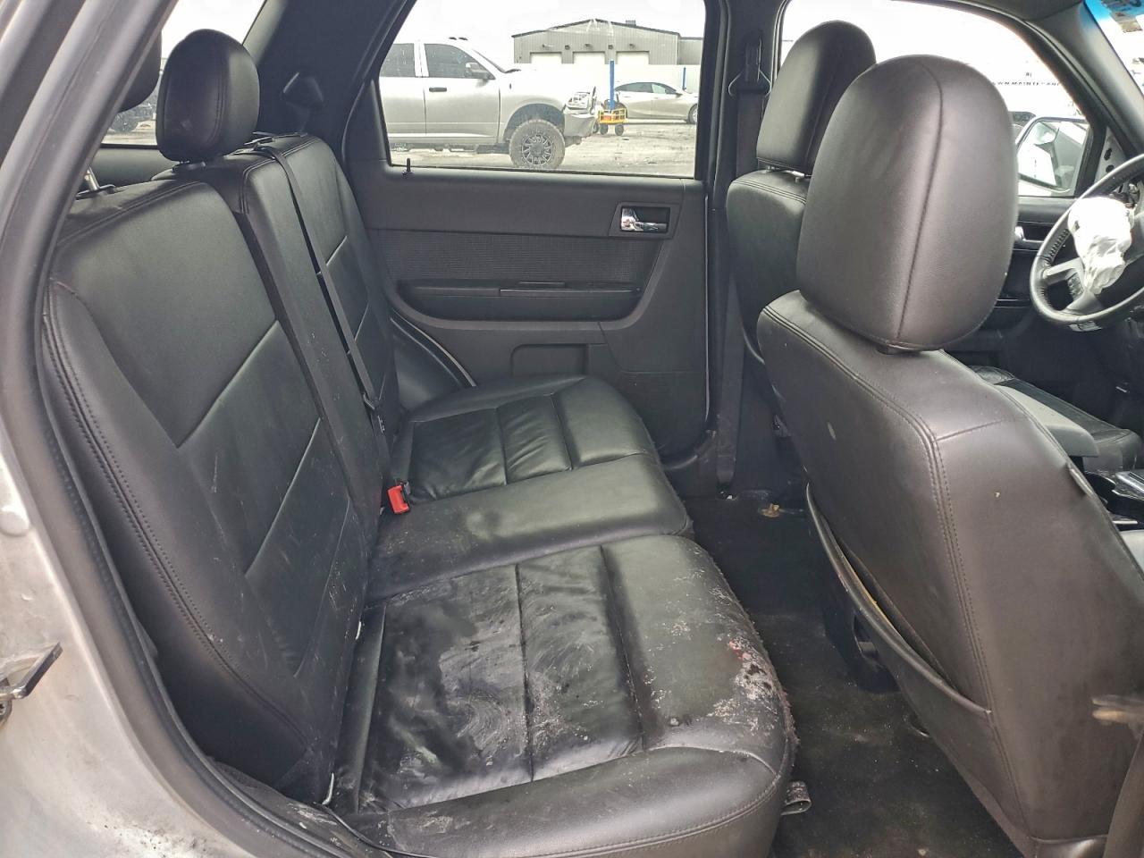 Ford Escape Limited Image 13