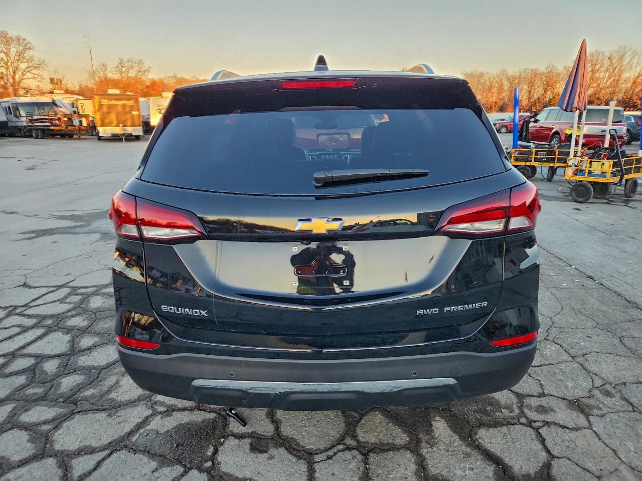 Chevrolet Equinox Premier Image 2