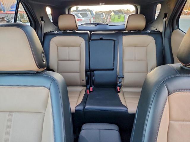 Chevrolet Equinox Premier Image 4