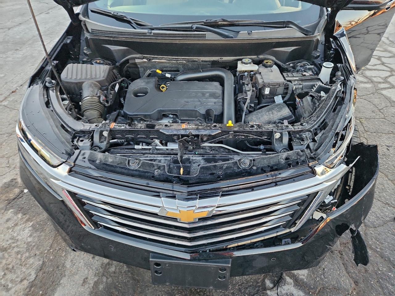 Chevrolet Equinox Premier Image 10