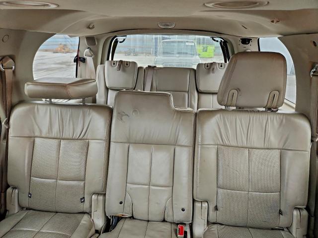 Lincoln Navigator Image 10
