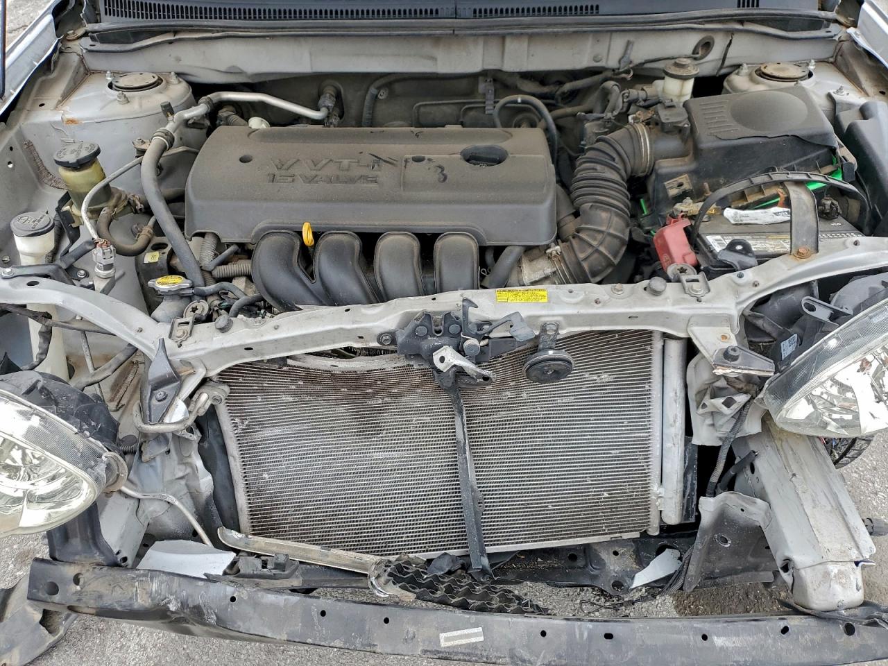 Toyota Corolla Ce Image 7