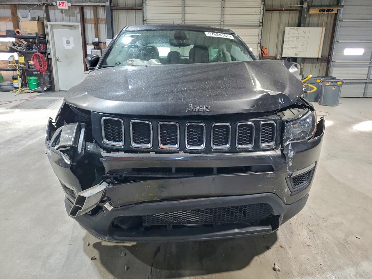 Jeep Compass Sport Image 2