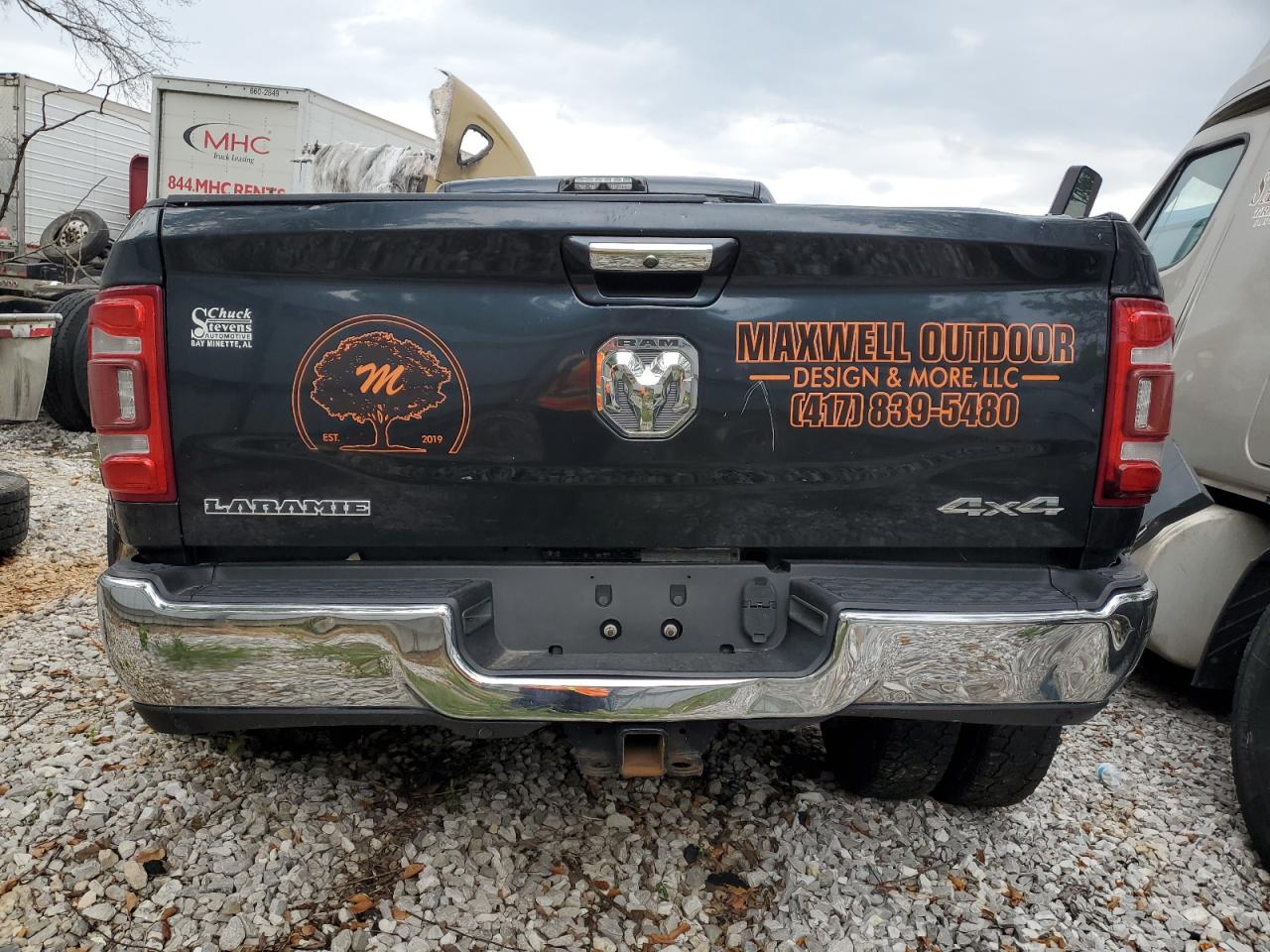 Ram 3500 Laramie Image 8