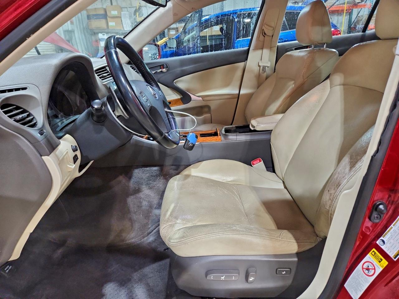 Lexus Is 250 Image 4