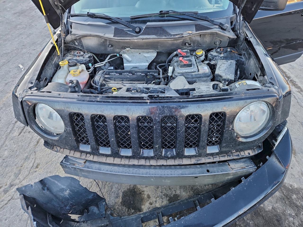 Jeep Patriot Latitude Image 10