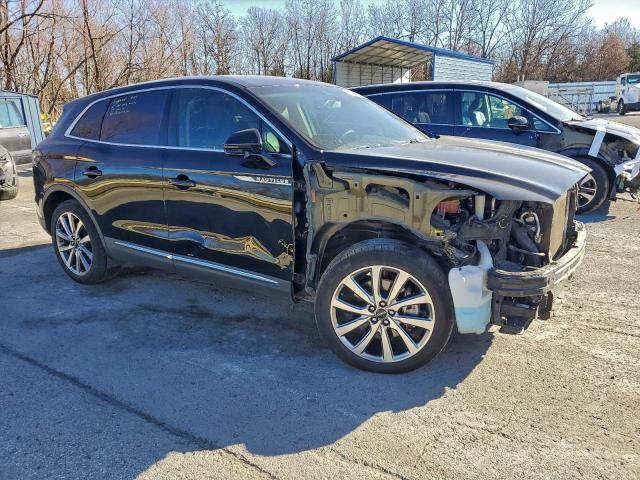 Lincoln Nautilus Select Image 12