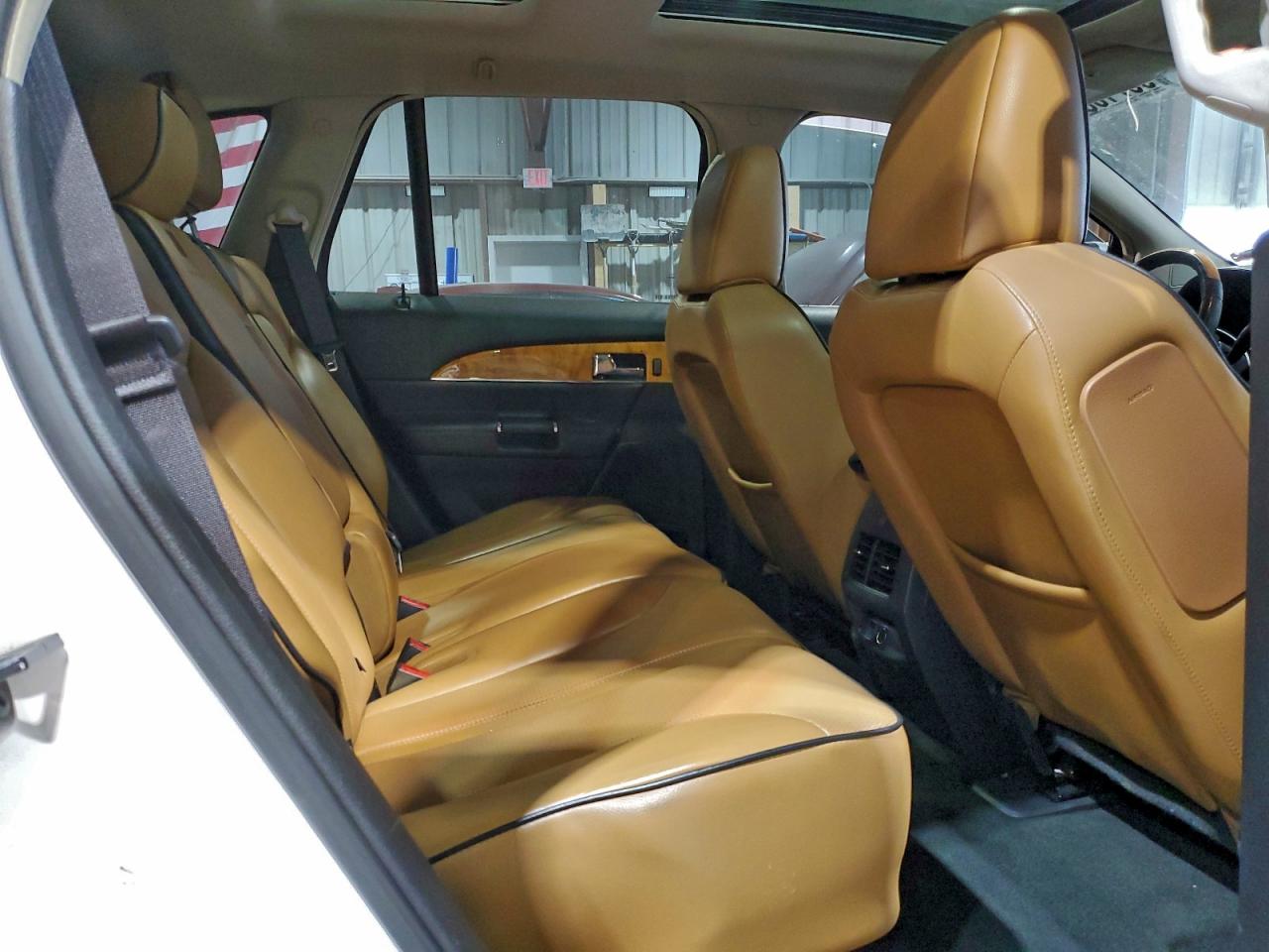 Lincoln MKX Image 11