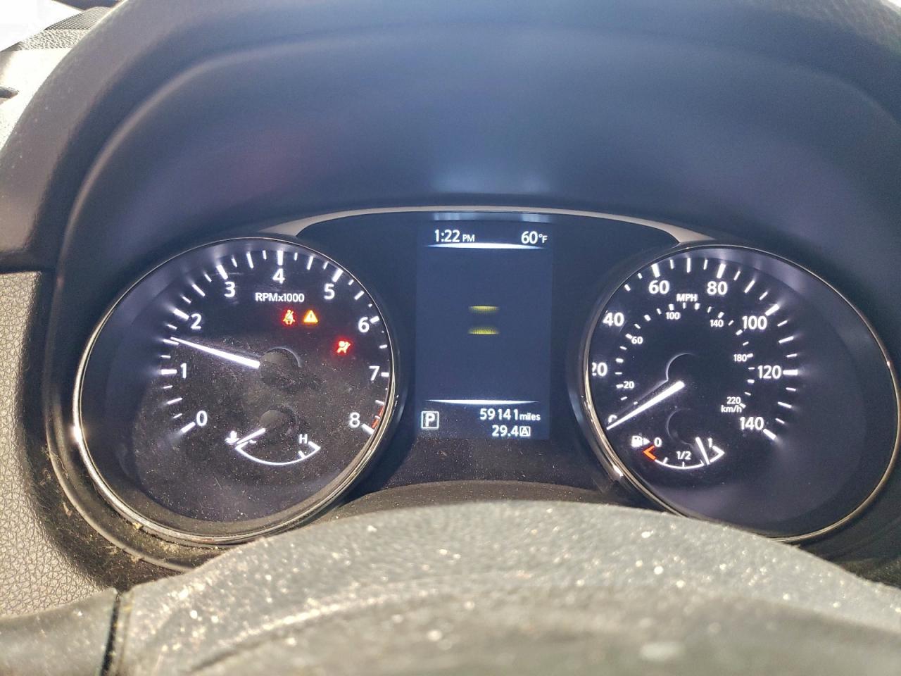 Nissan Rogue S Image 4