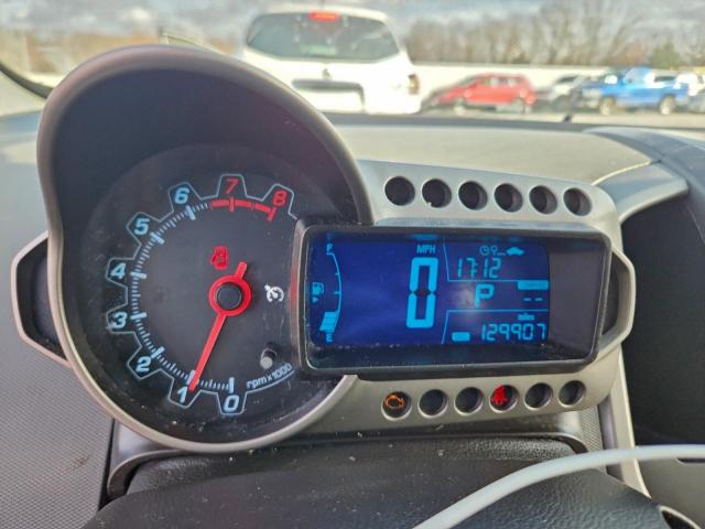 Chevrolet Sonic Lt Image 9