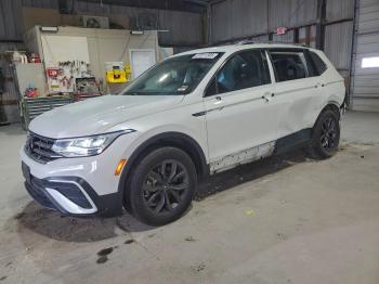  Salvage Volkswagen Tiguan