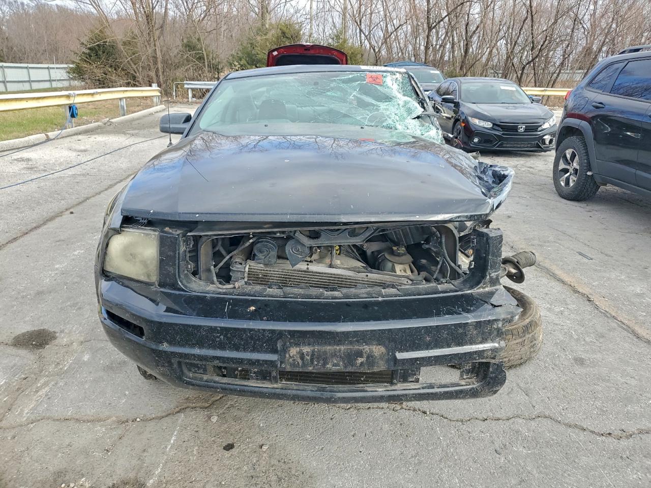 Ford Mustang Image 8