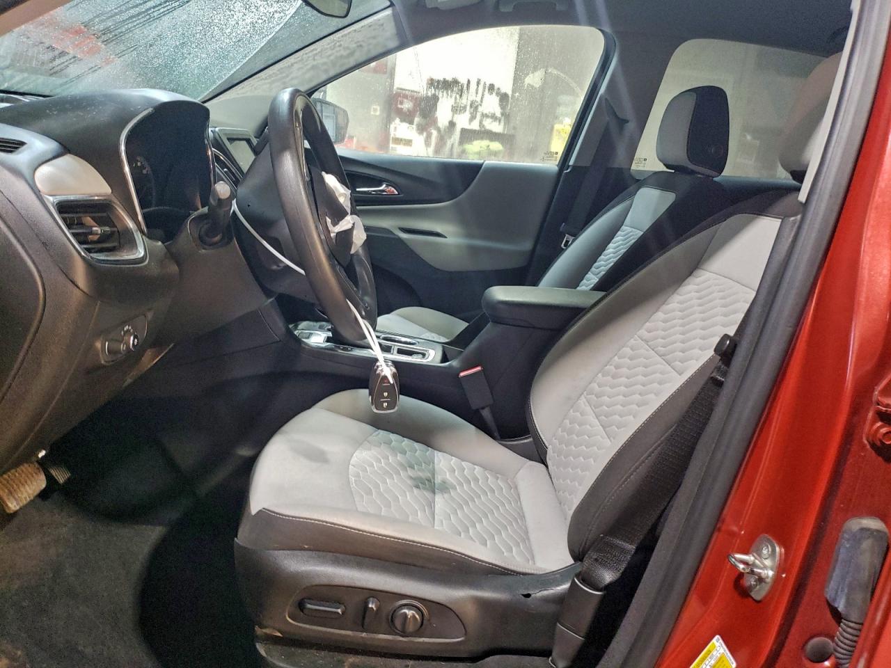 Chevrolet Equinox Ls Image 6