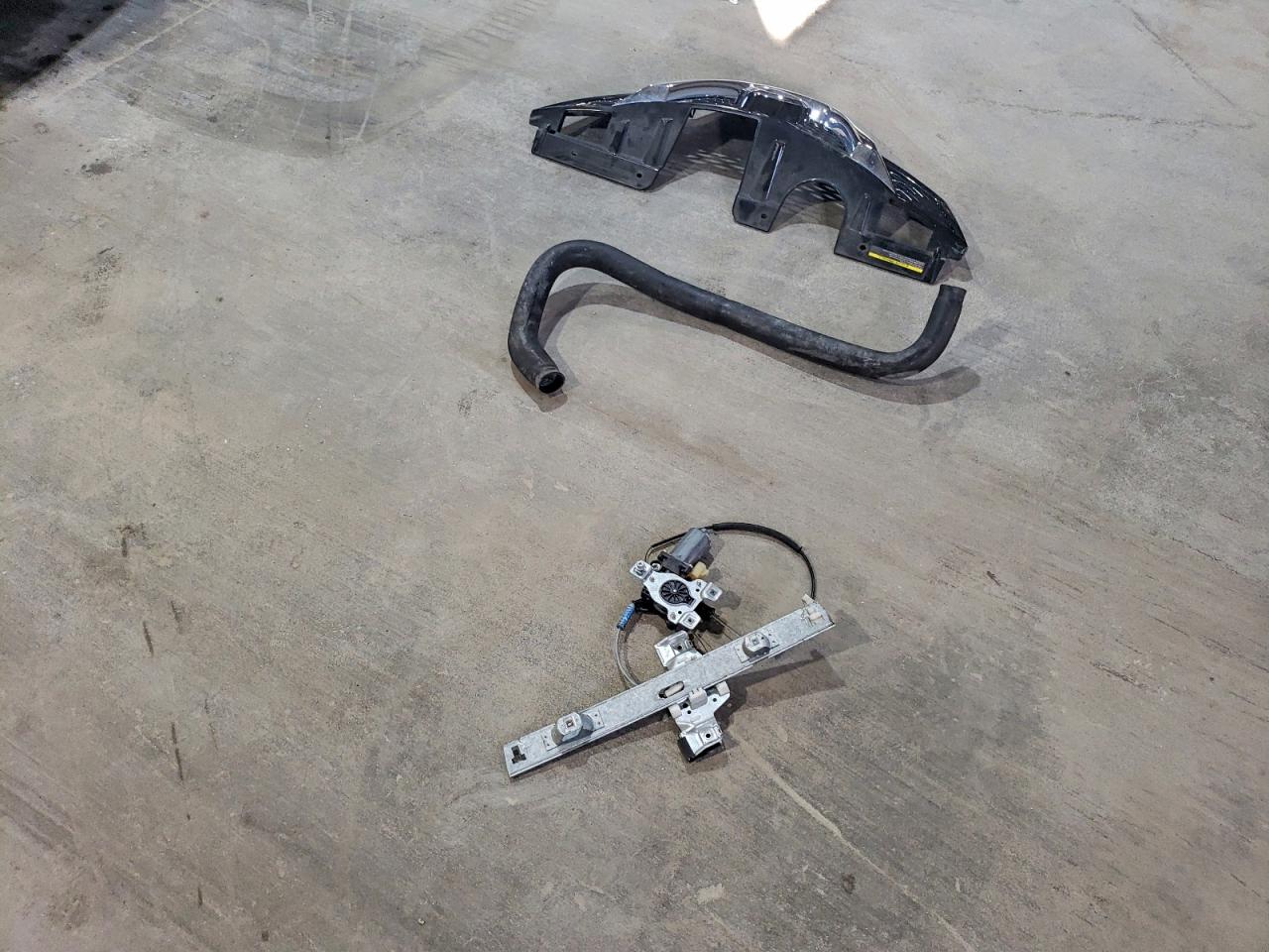 Nissan Rogue S Image 12