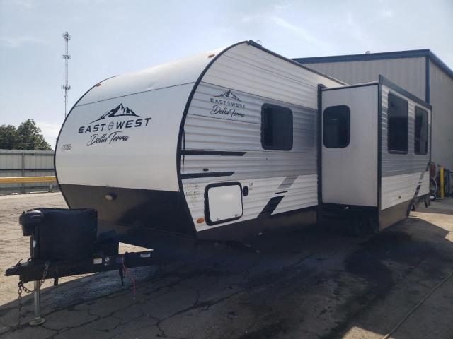 Forest River East West Image 2