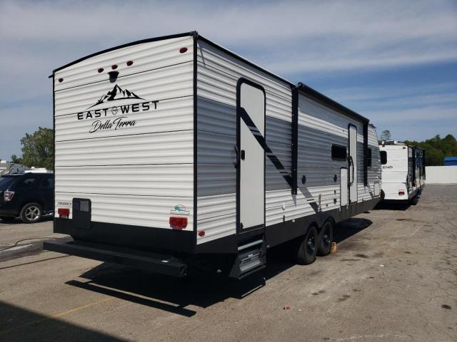 Forest River East West Image 4