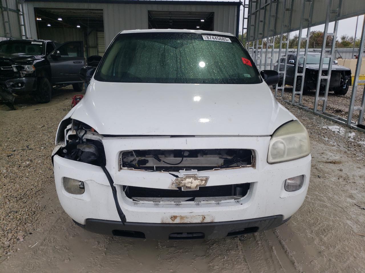 Chevrolet Uplander Ls Image 2