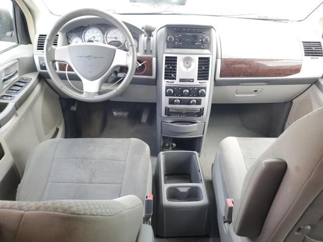 Chrysler Minivan Touring Image 6