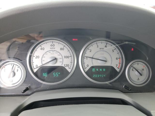 Chrysler Minivan Touring Image 7