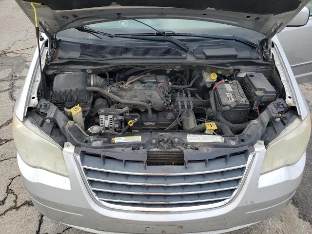 Chrysler Minivan Touring Image 11