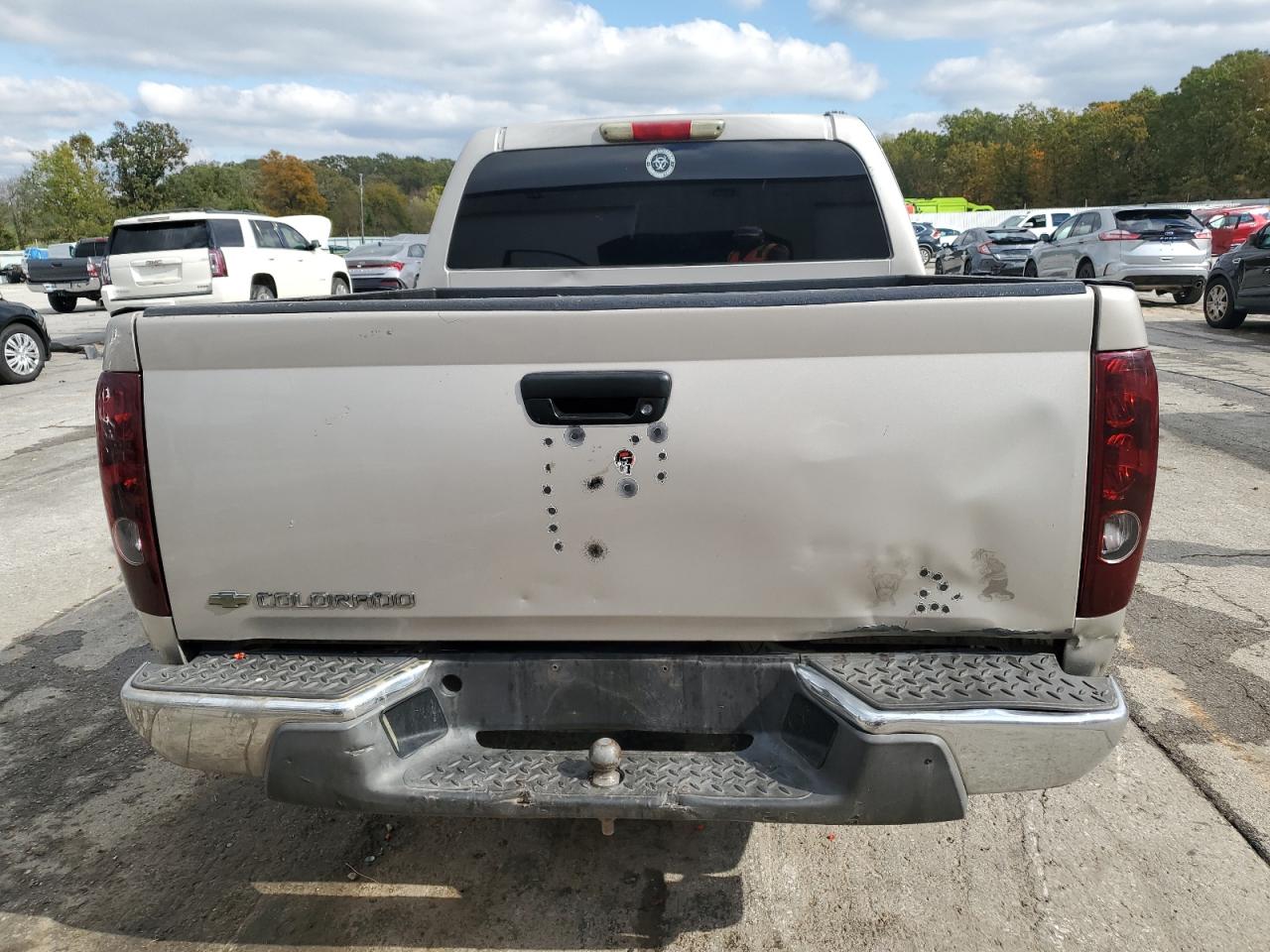 Chevrolet Colorado Image 3