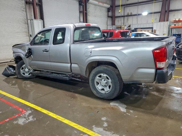 Toyota Tacoma Access Cab Image 7