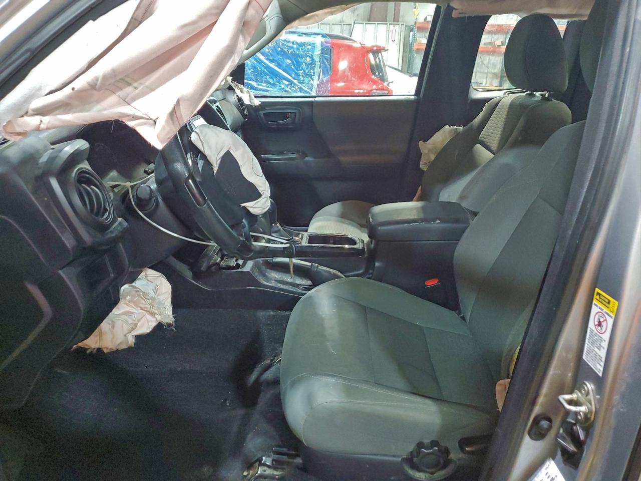 Toyota Tacoma Access Cab Image 6