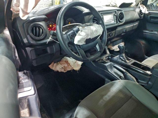 Toyota Tacoma Access Cab Image 2