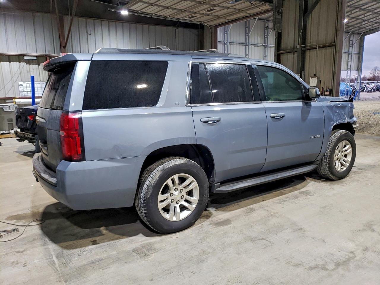 Chevrolet Tahoe C1500 Lt Image 3