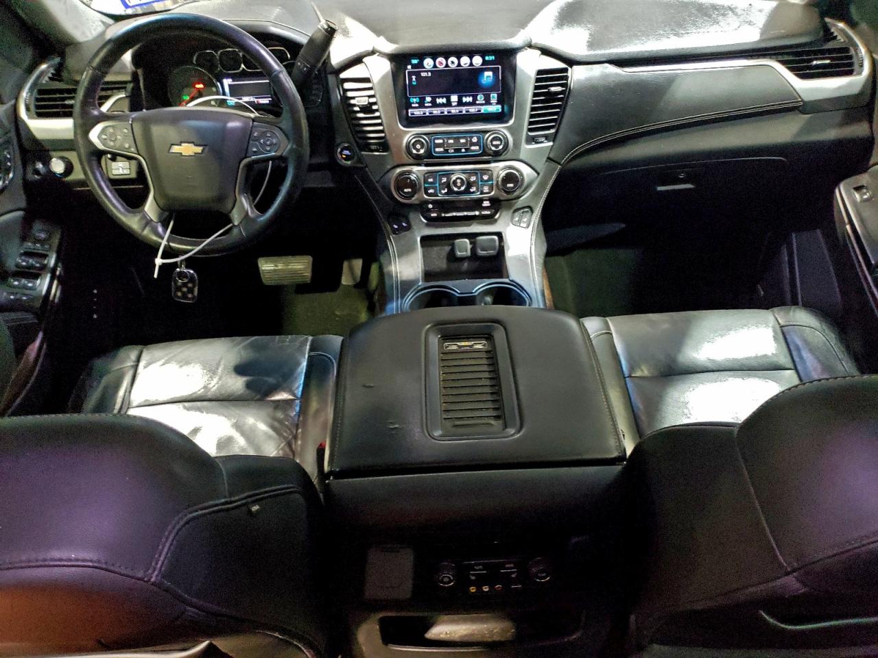 Chevrolet Tahoe C1500 Lt Image 9