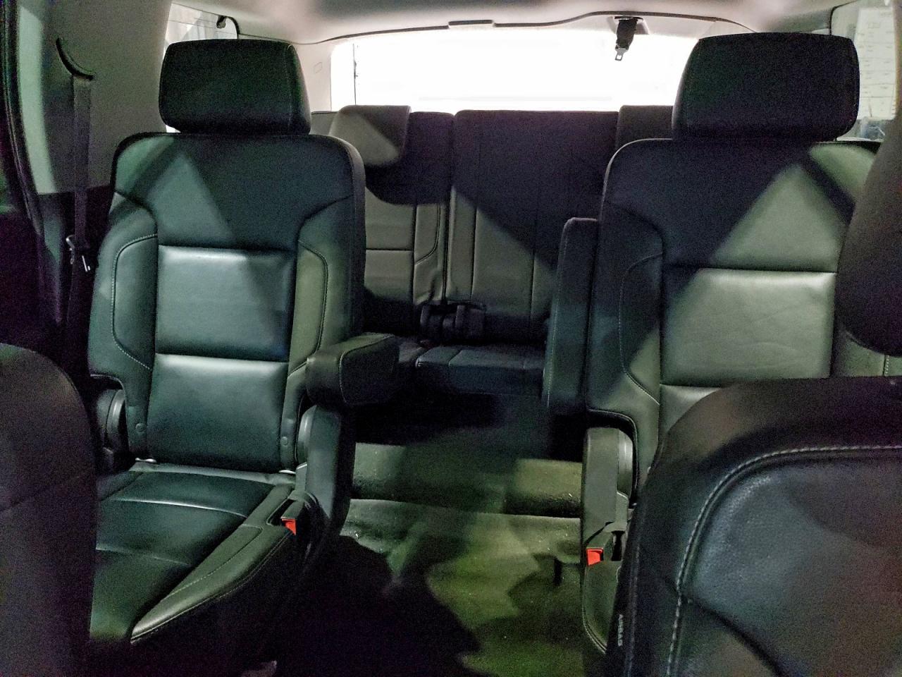 Chevrolet Tahoe C1500 Lt Image 13