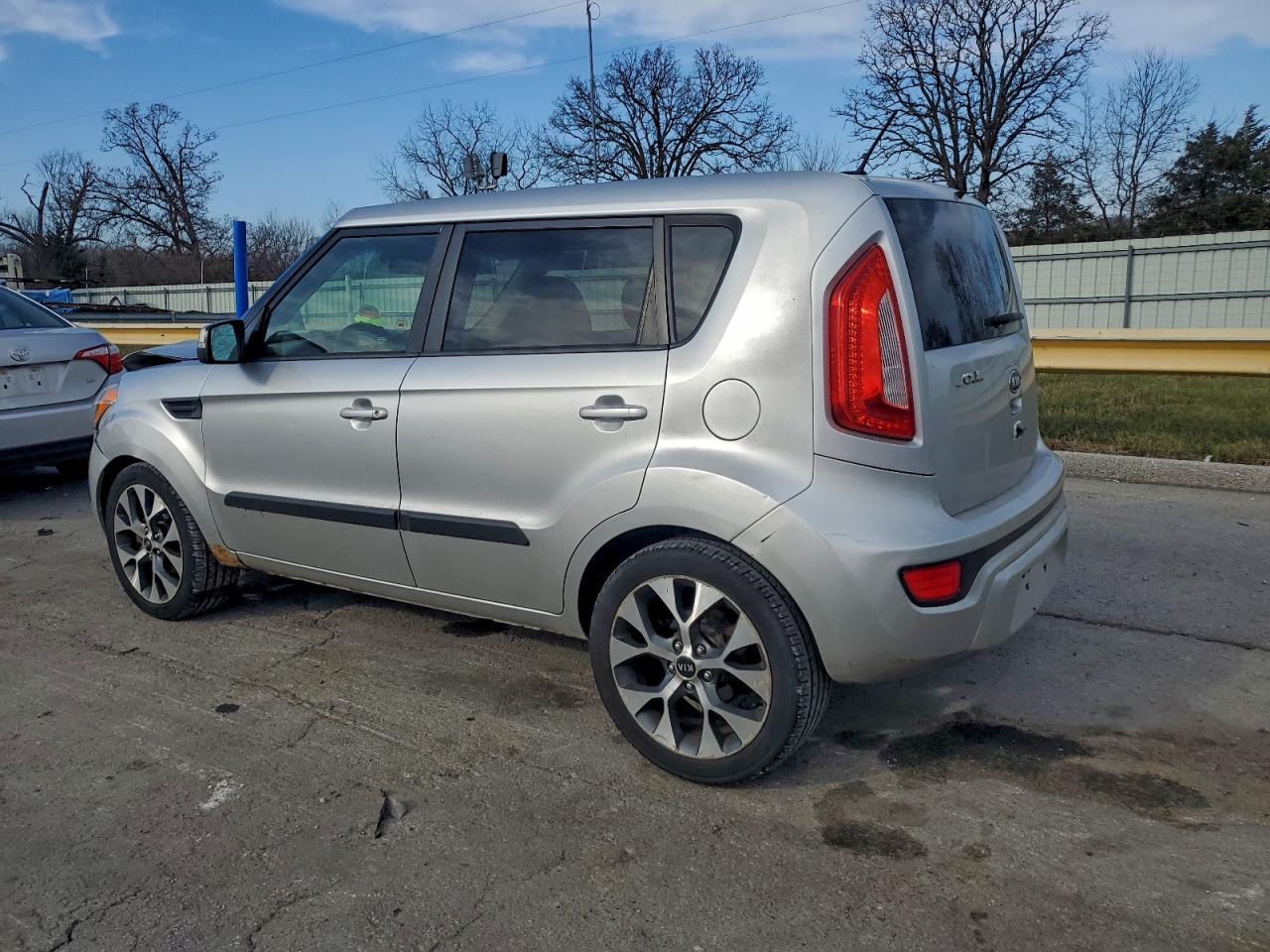 Kia Soul + Image 2