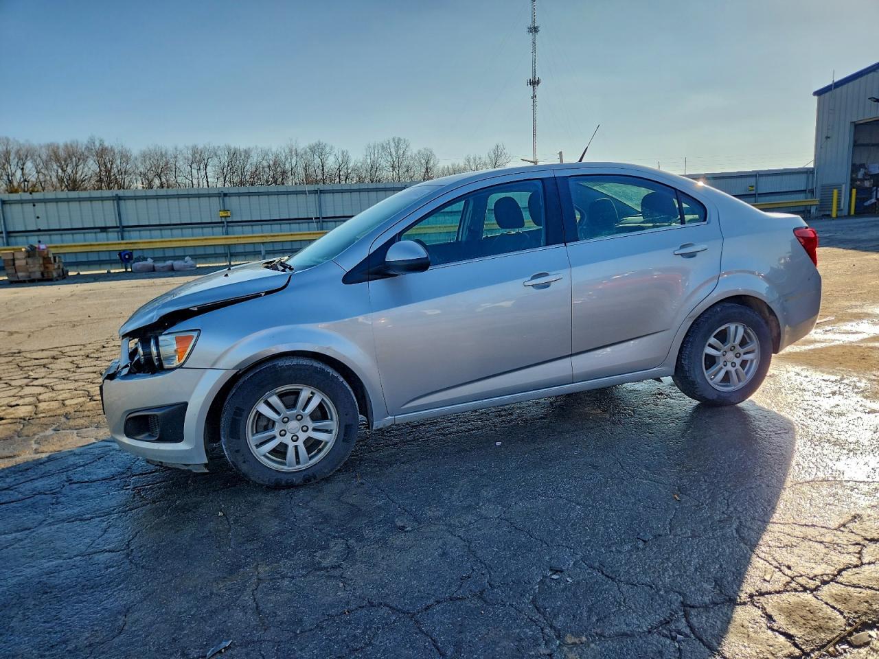 Chevrolet Sonic Lt Image 1