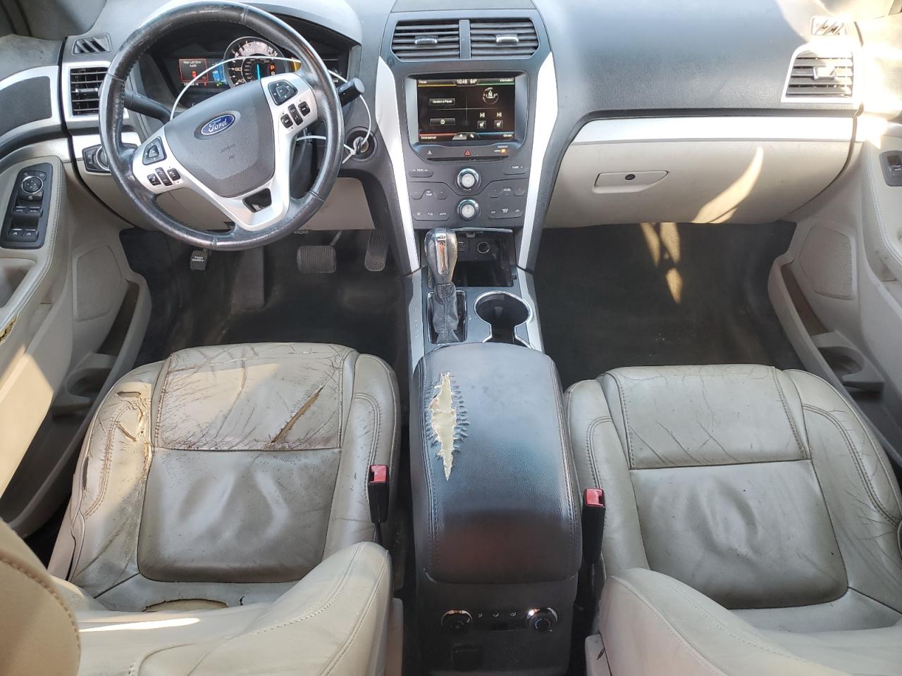 Ford Explorer Xlt Image 13