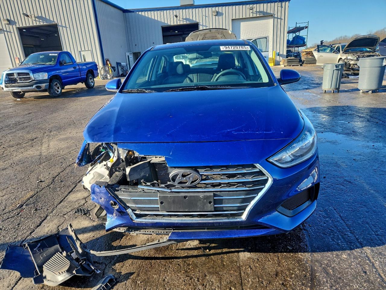 Hyundai ACCENT Se Image 7