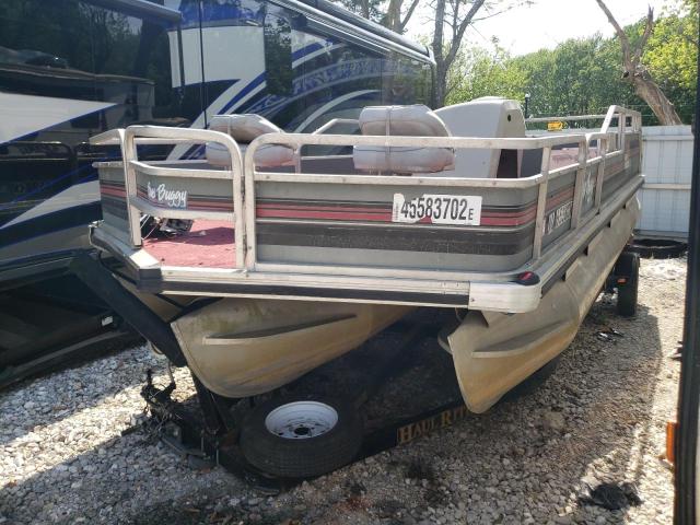 Sun Tracker Boat Image 2