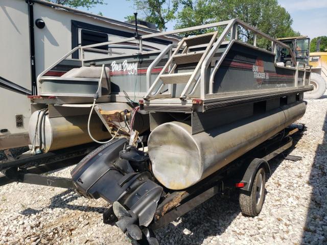 Sun Tracker Boat Image 10