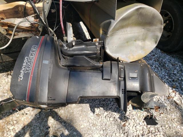 Sun Tracker Boat Image 5