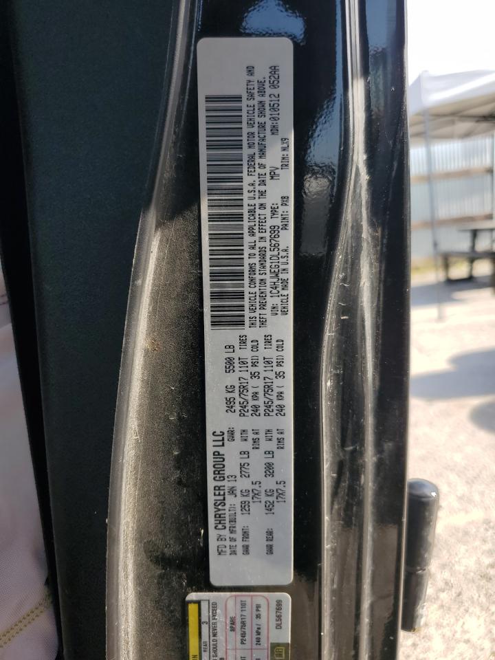 Jeep Wrangler Sahara Image 6