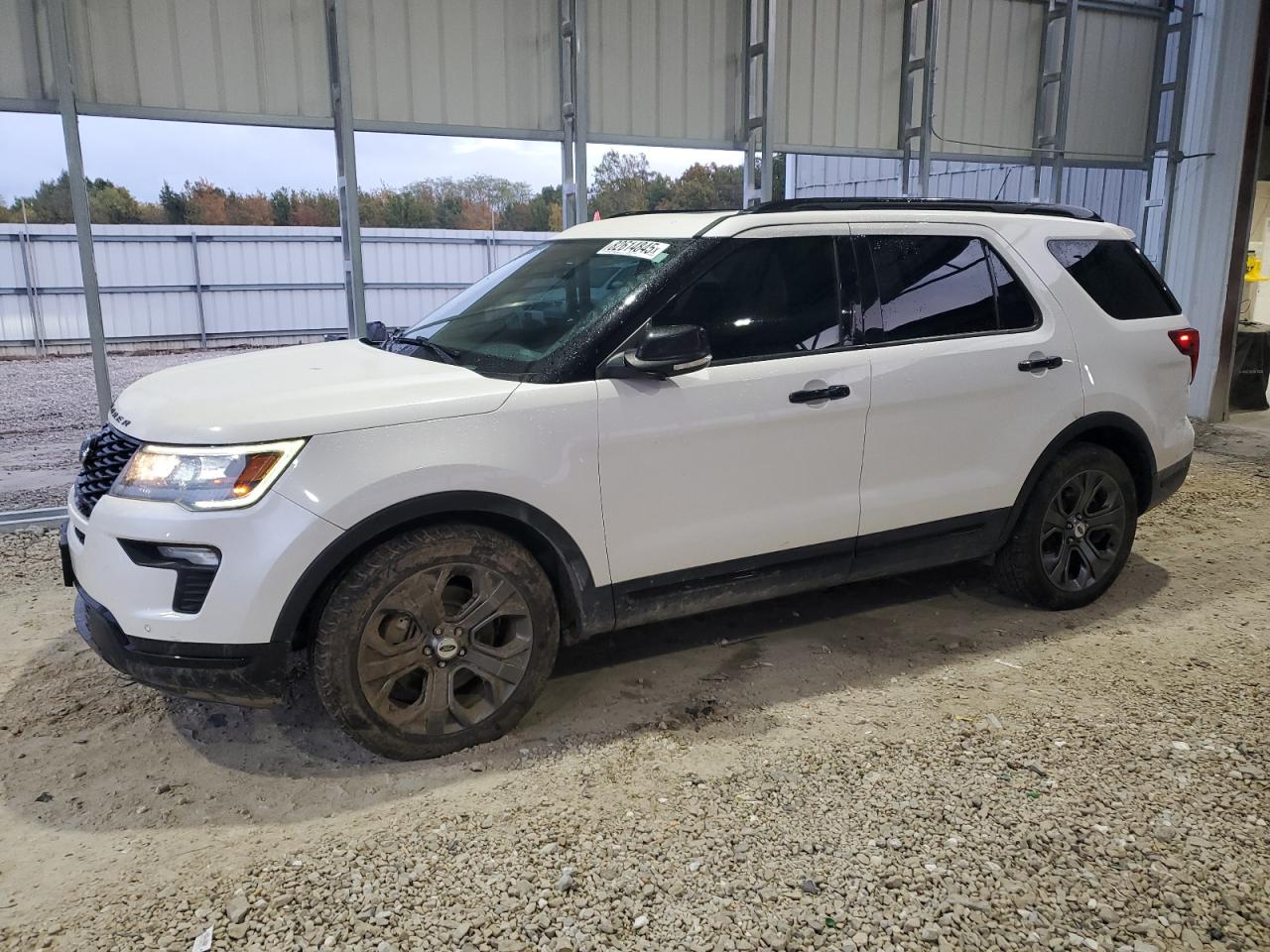 Ford Explorer Sport Image 1