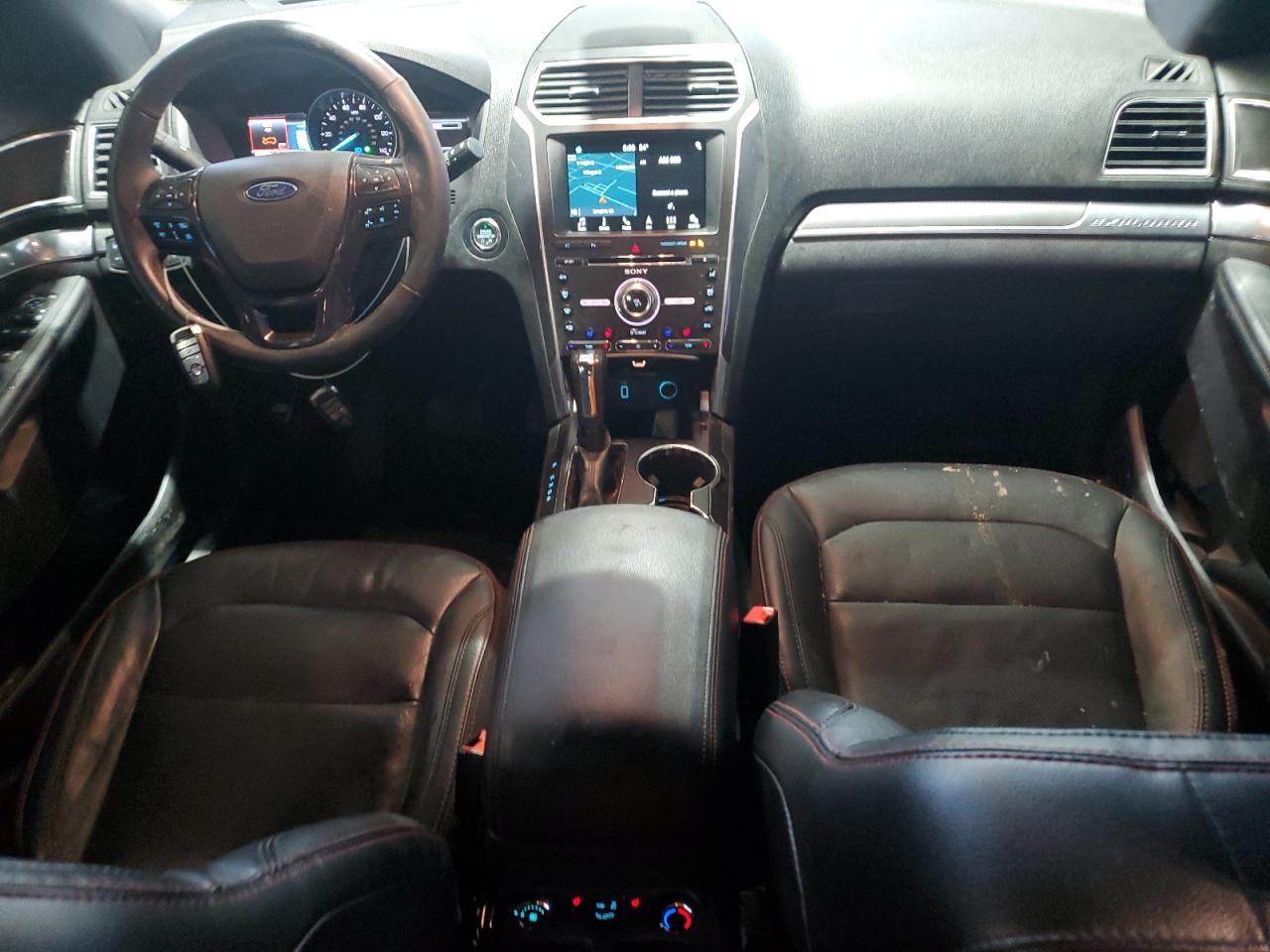 Ford Explorer Sport Image 6