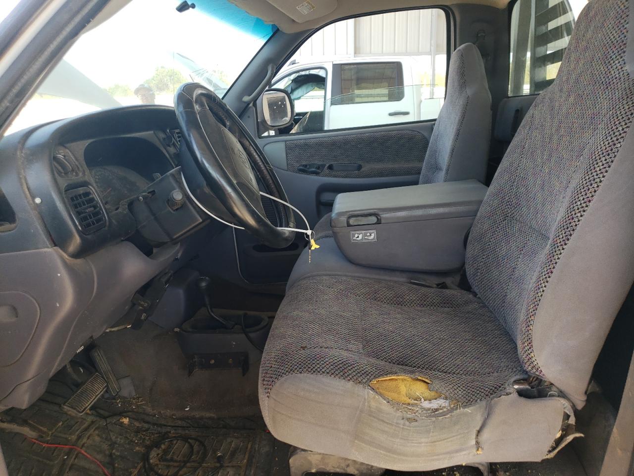 Dodge Ram 2500 Image 6