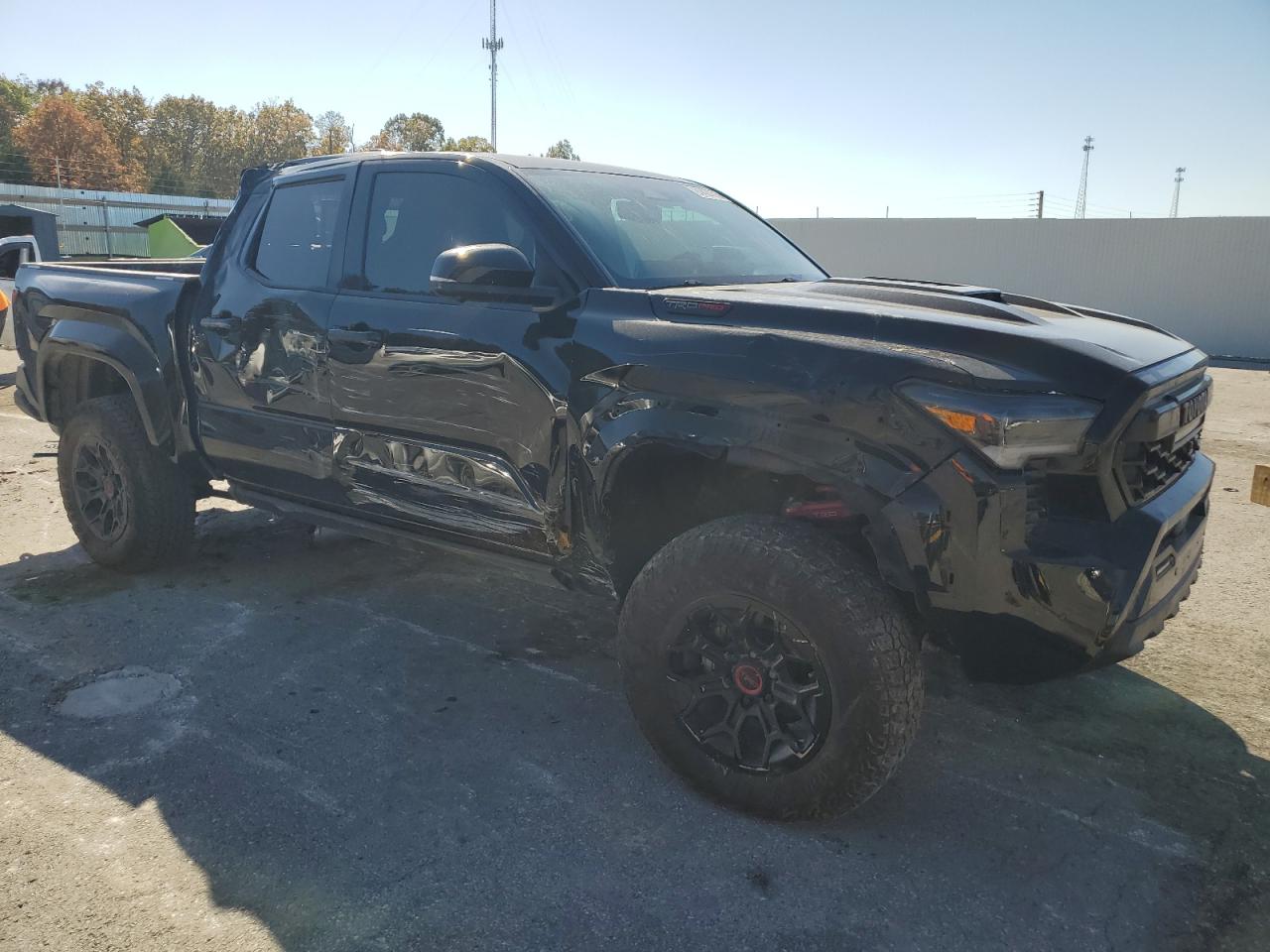 Toyota Tacoma Double Cab Image 3