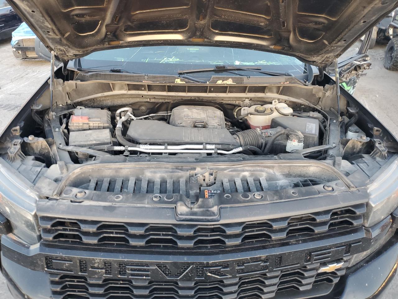 Chevrolet Silverado K1500 Custom Image 7