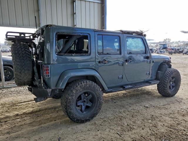 Jeep Wrangler Sahara Image 5