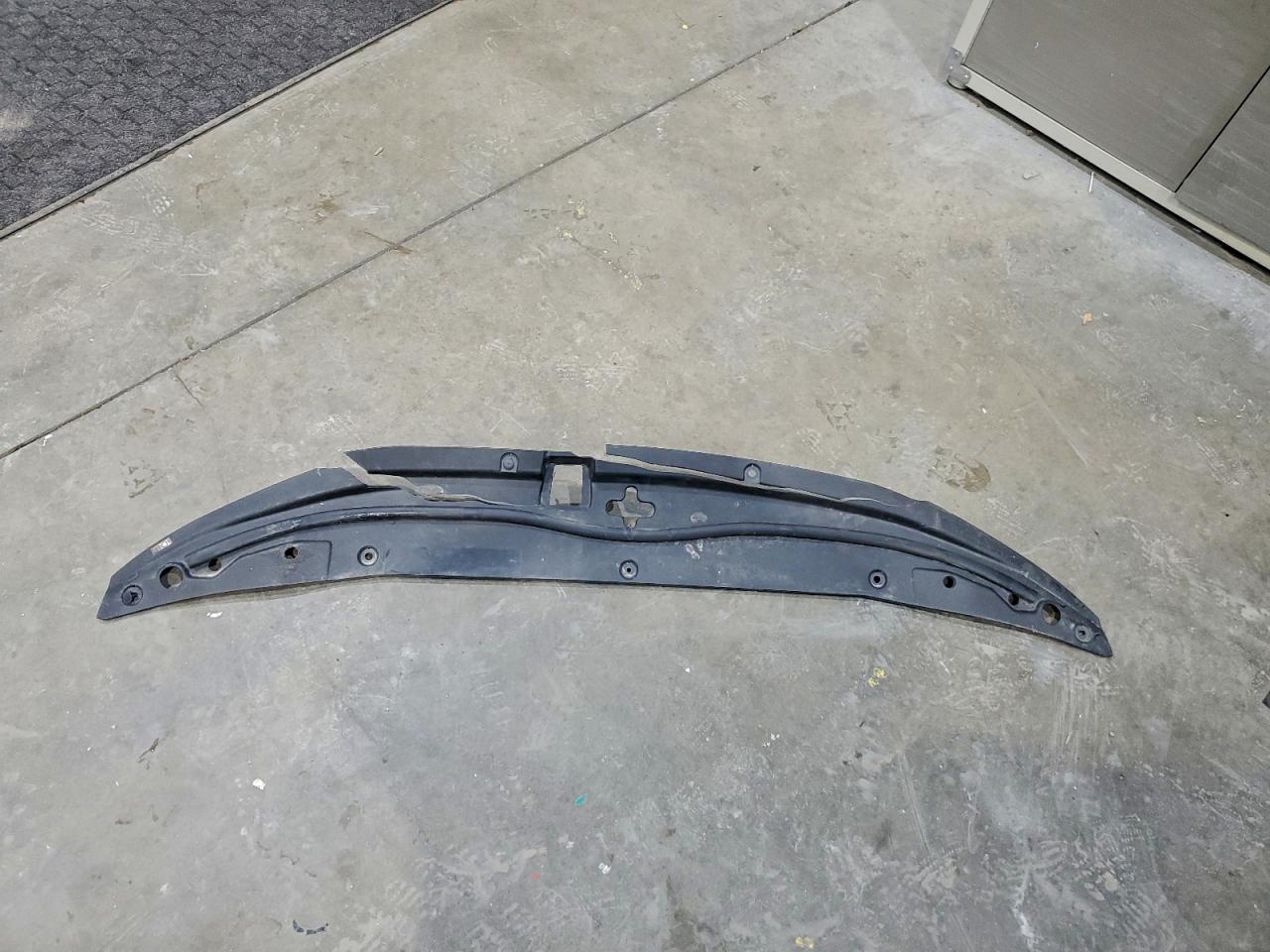 Toyota Land Cruis Image 8