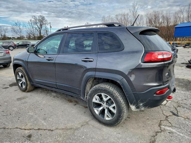 Jeep Cherokee Trailhawk Image 9