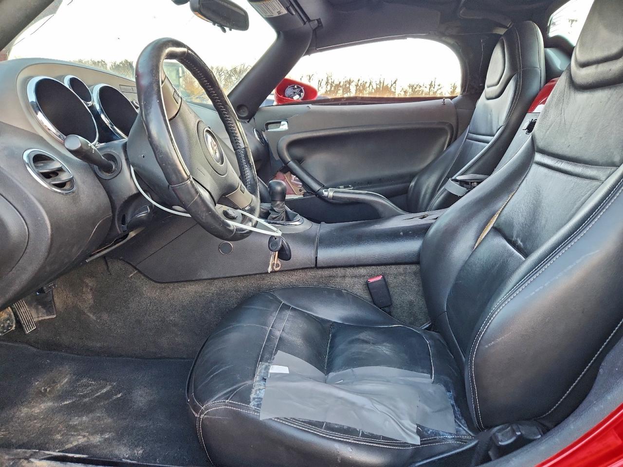 Pontiac Solstice Image 10