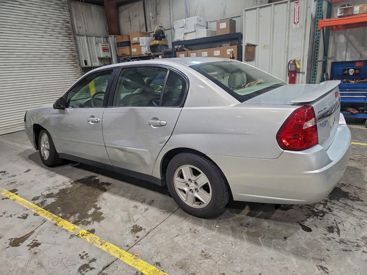 Chevrolet Malibu Ls Image 2