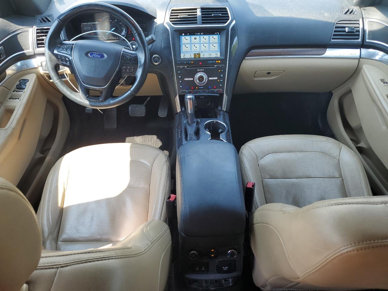 Ford Explorer Limited Image 6